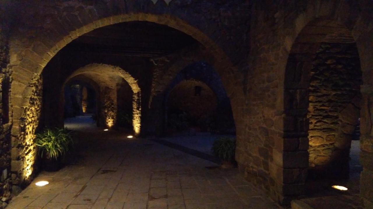 Monells - Casa Rural - Can Felip Kültér fotó